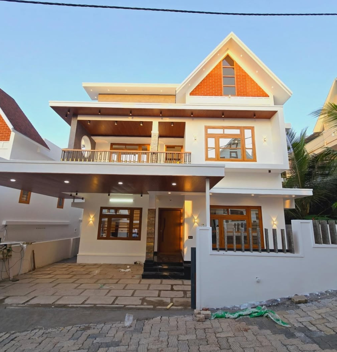 2 BHK Villa For Sale in Pathiripala