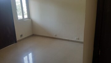 Room in 3 BHK Apartment at Ansal Housing Woodbury, Patiala Road – for Rent