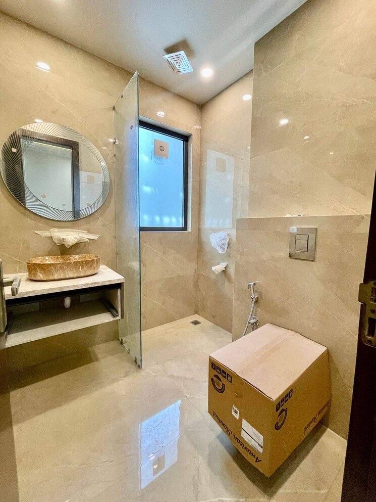 Bathroom, burari 3 Bedroom 100 Sq.Yd. Builder Floor In Burari Delhi 7891477