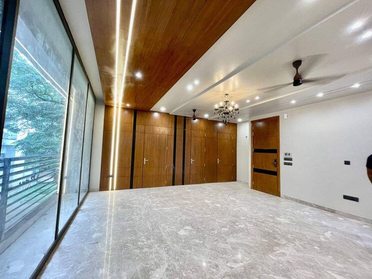 Room, burari 3 Bedroom 100 Sq.Yd. Builder Floor In Burari Delhi 7891477