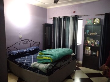 Bedroom in 2 BHK Independent House at Ansal Plaza Sector-23, Sector 23 – for Rent
