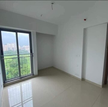 Bedroom in 2 BHK Apartment at Kalpataru Parkcity Sunrise, Kolshet Road – for Rent