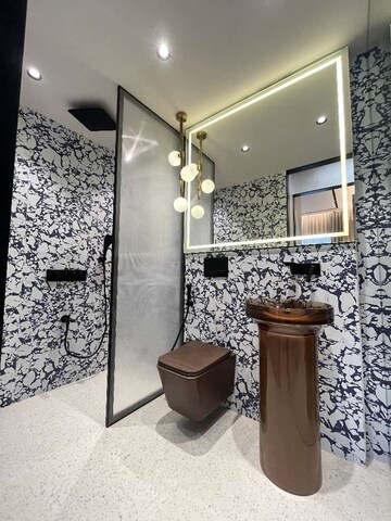 Attached Bathroom in 2 BHK Apartment at Sheth Codename Younique, Sion – for Sale