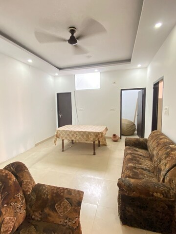 Bedroom in 2 BHK Independent House at Ansal Plaza Sector-23, Sector 23 – for Rent