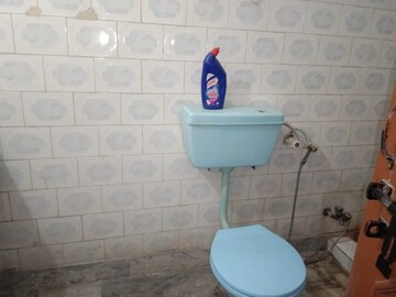 Bathroom in 1 RK Villa at RWA Apartments Sector 39, Sector 39 – for Rent