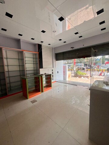 Common Area in  Shop at Andheri West – for Rent