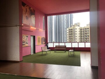 Bedroom in 2 BHK Apartment at Amanora Future Towers, Hadapsar – for Rent