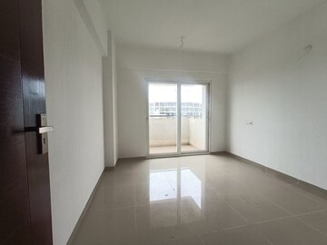 Room in 3 BHK Apartment at Alpine Pyramid, Sahakara Nagar – for Sale