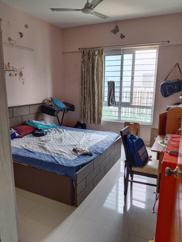 Bedroom in 4 BHK Apartment at Amanora Aspire Towerss, Hadapsar – for Sale