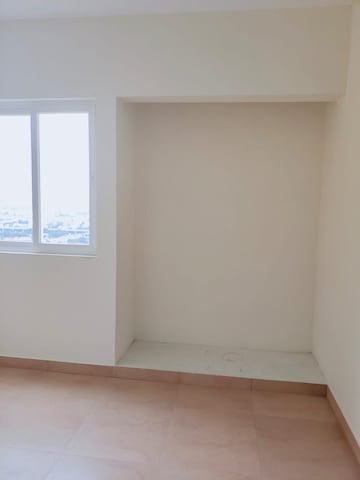 Room in 2 BHK Apartment at RWA Apartments Sector 52, Sector 52 – for Rent