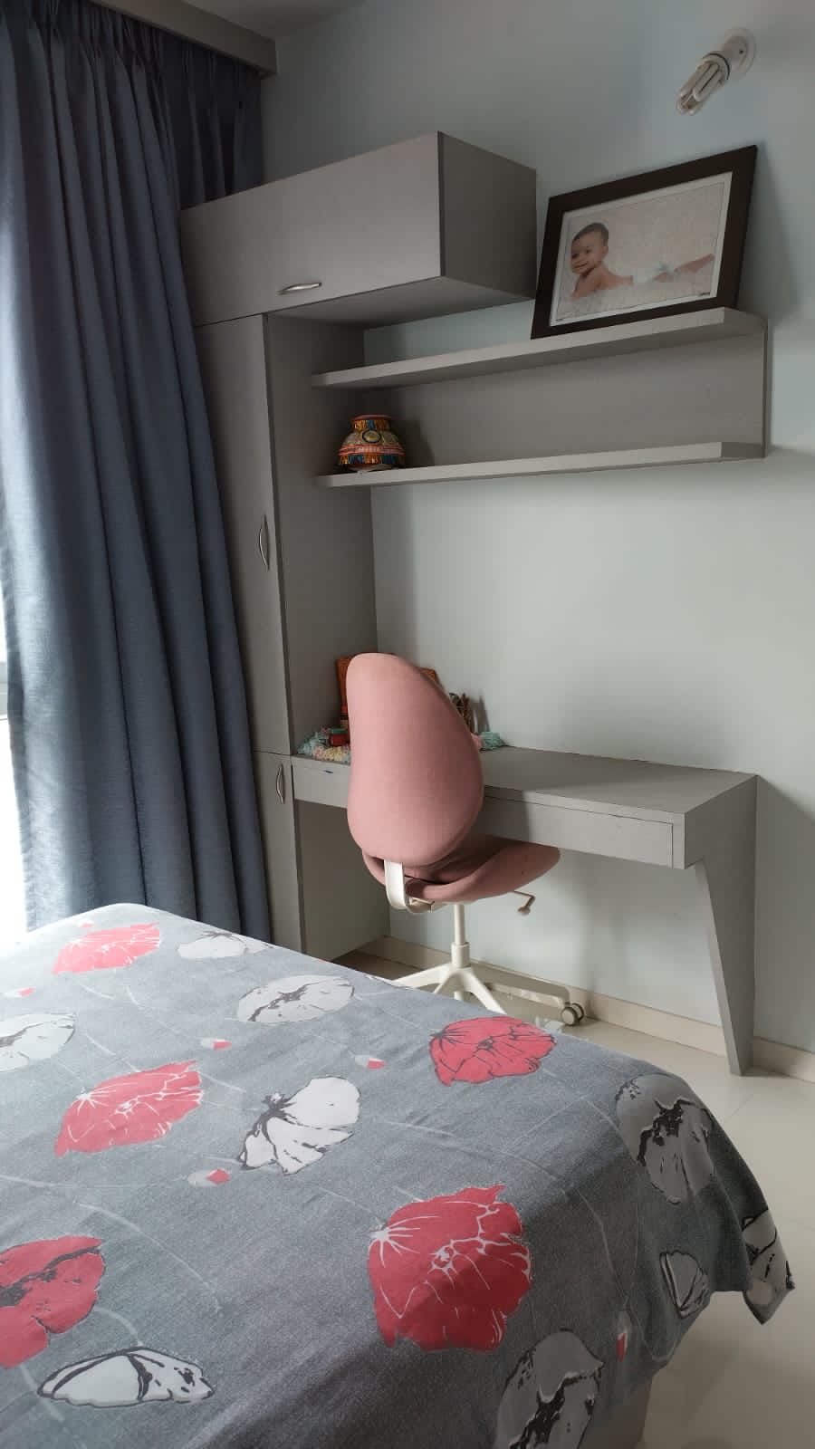 2 BHK Apartment For Sale in Amanora Adreno Towers