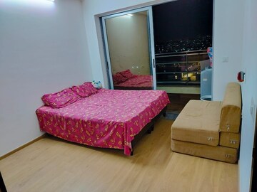 Bedroom in 2 BHK Apartment at Amanora Adreno Towers, Hadapsar – for Sale