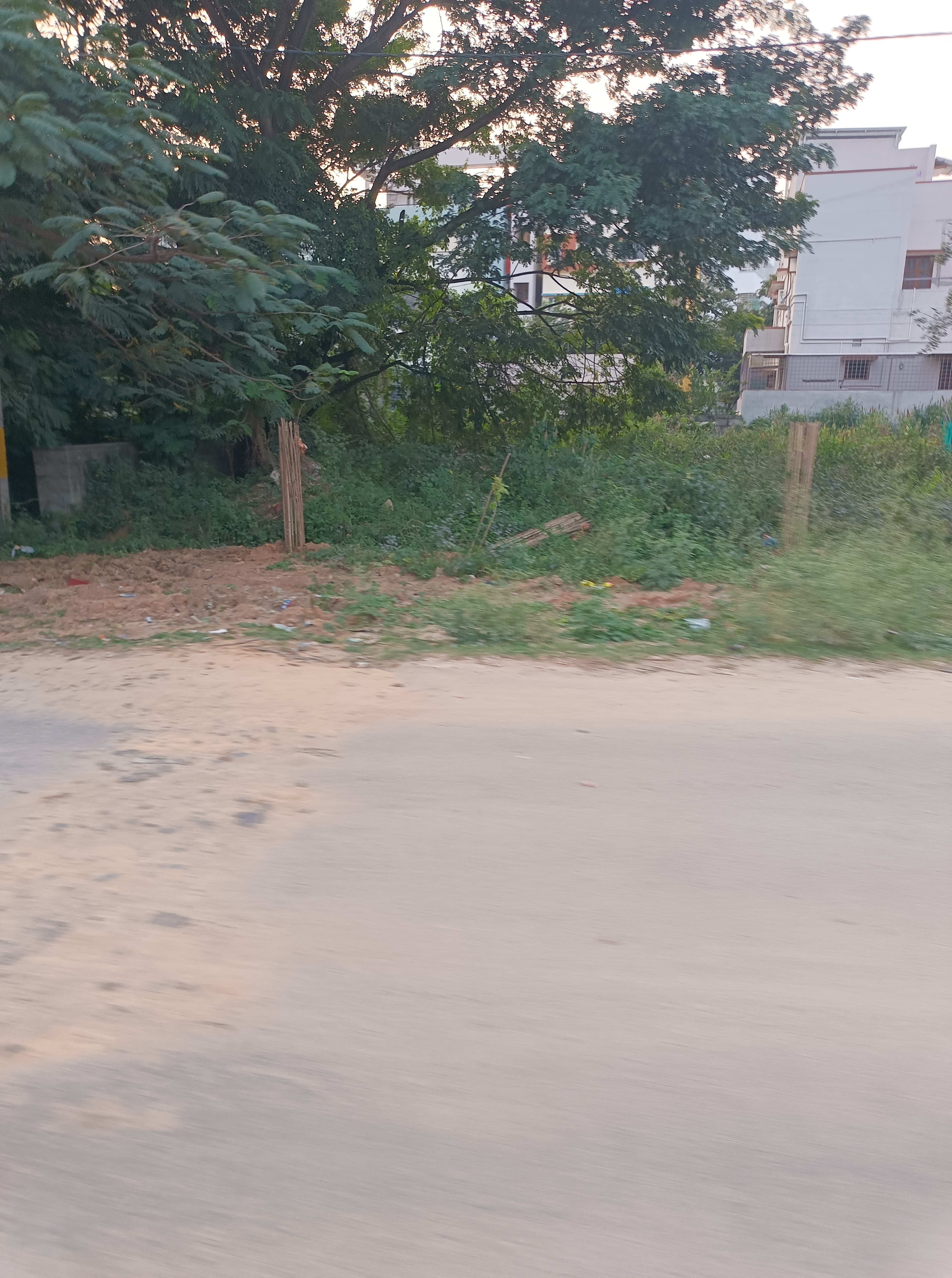 Plot For Sale in Plot 3335