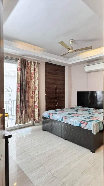 Bedroom in 2 BHK Apartment at M3M Heights, Sector 65 – for Rent