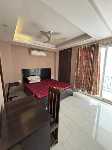 Bedroom in 2 BHK Apartment at M3M Heights, Sector 65 – for Rent