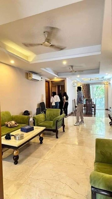Gym in 2 BHK Apartment at M3M Heights, Sector 65 – for Rent