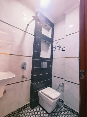 Kitchen in 4 BHK Builder Floor at Dwarka Mor – for Sale