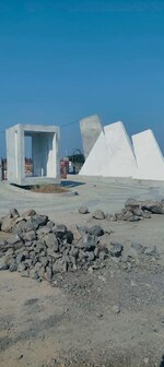 675 Sq.Ft. Plot in Vkg Field 