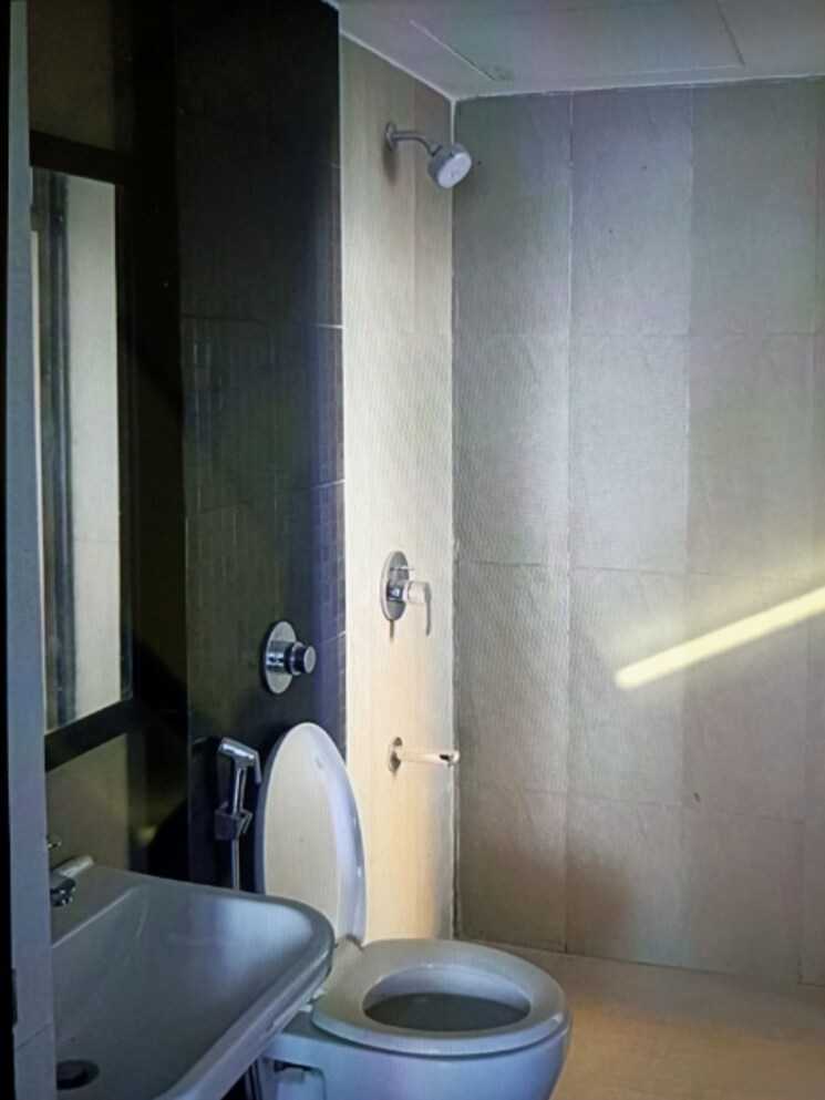 Bathroom, lodha-splendora 1 Bedroom 490 Sq.Ft. Apartment In Ghodbunder Road Thane 7892173