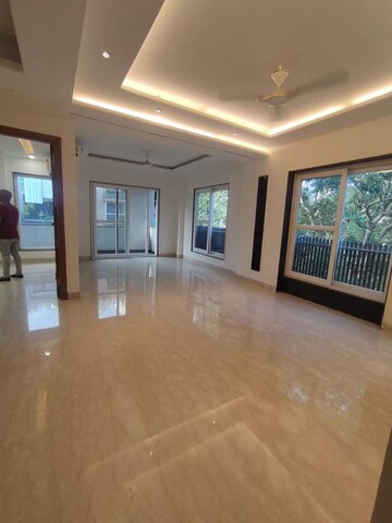 Master Bedroom in 2 BHK Apartment at Saket – for Rent