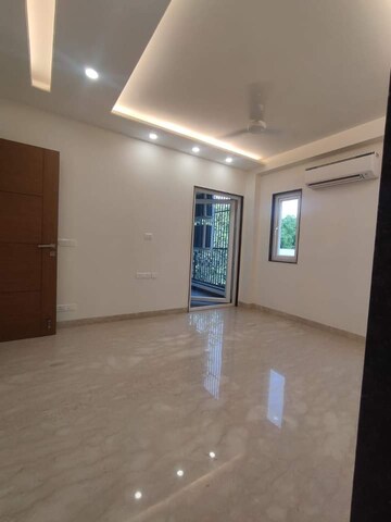 Master Bedroom in 2 BHK Apartment at Saket – for Rent