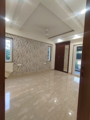Master Bedroom in 2 BHK Apartment at Saket – for Rent