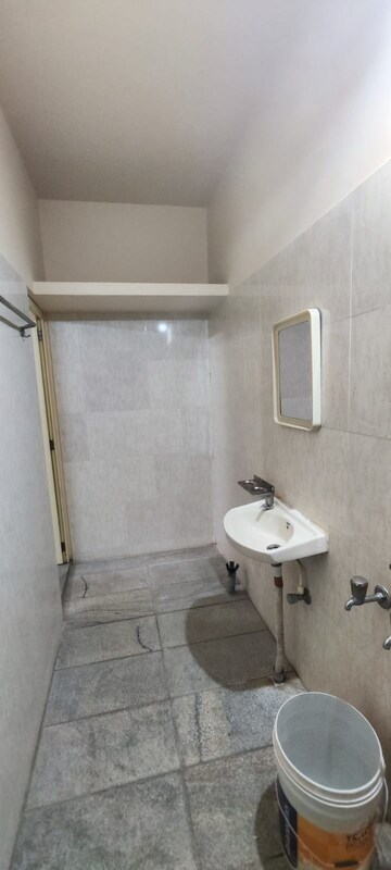 Bathroom in 1 BHK Builder Floor at Jp Nagar – for Rent