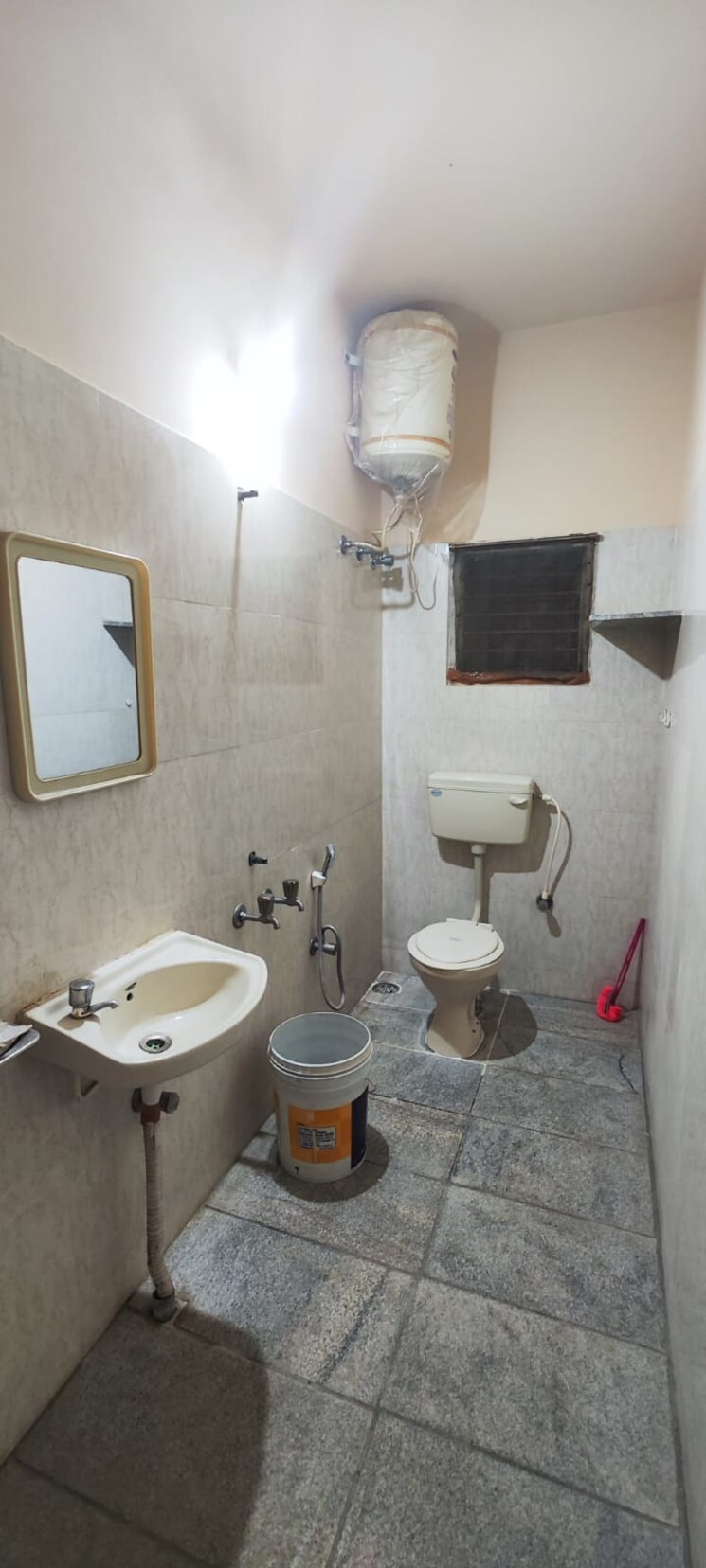 Bathroom, jp nagar 1 Bedroom 650 Sq.Ft. Builder Floor In Jp Nagar Bangalore 7892253