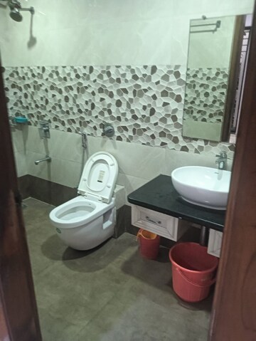 Bathroom in 3 BHK Apartment at Meridian Homes Meadow, Nerul – for Rent