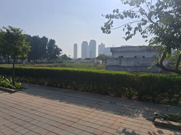   Plot at BPTP Amstoria, Sector 102 – for Sale