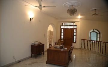 Shop For Sale in Tapasya 70 Grandwalk, Sector 70
