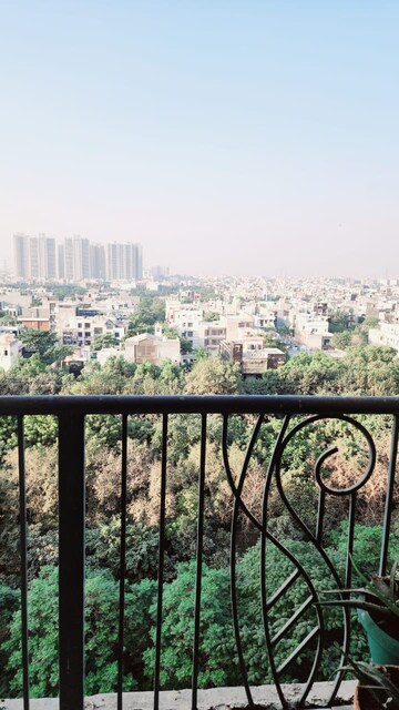 Swimming Pool in 3 BHK Apartment at Prateek Laurel, Sector 120 – for Sale