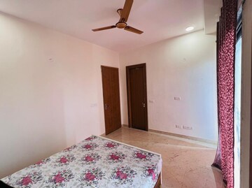 Bedroom in 2 BHK Builder Floor at Hong Kong Bazaar, Sector 57 – for Rent