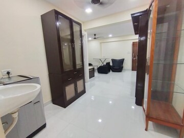 Master Bedroom in 2 BHK Apartment at Hiranandani Princeton CHS, Powai – for Rent