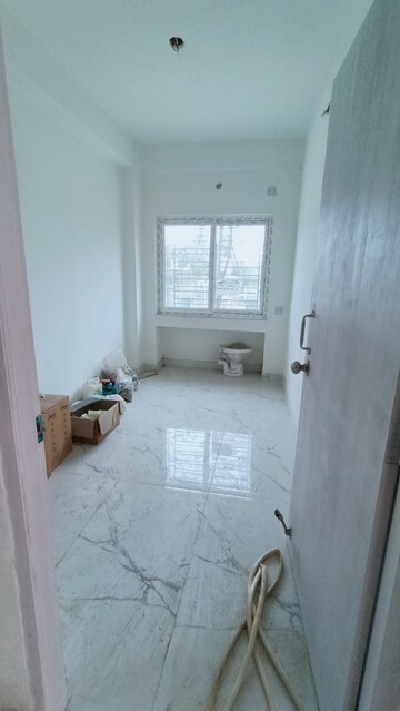 Room in 2.5 BHK Apartment at New Town – for Sale