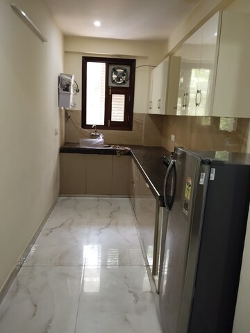 Kitchen in 1 BHK Builder Floor at Sector 43 – for Rent