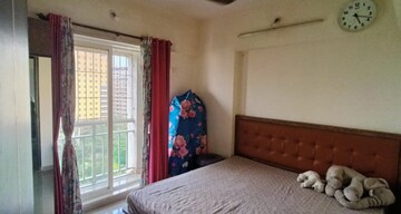 Bedroom in 2.5 BHK Apartment at Rosa Gardenia, Ghodbunder Road – for Sale