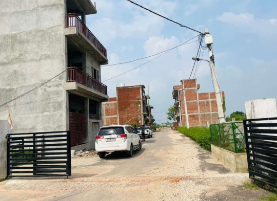 Plot For Sale in Prashant Rai 