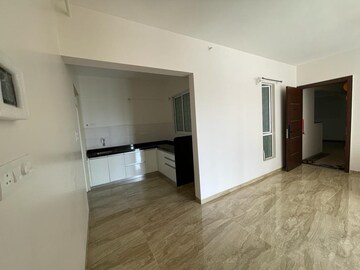 Room in 2 BHK Apartment at Astha Baner, Baner – for Rent