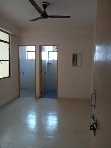 Room in 1 BHK Apartment at Ninex RMG Residency, Sector 37c – for Rent