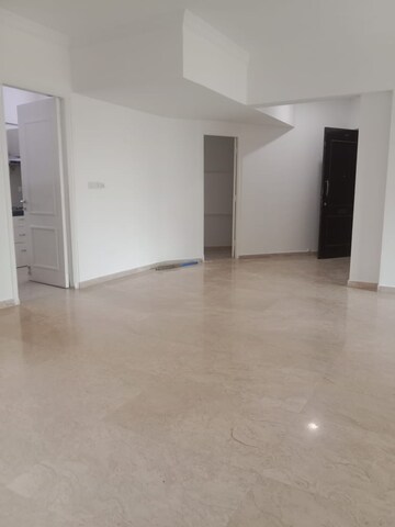 Room in 3 BHK Apartment at Hiranandani Gardens Eldora, Powai – for Sale