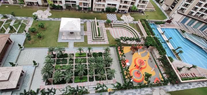3 BHK + Servant Room,Extra Room Apartment For Sale in Ace Divino