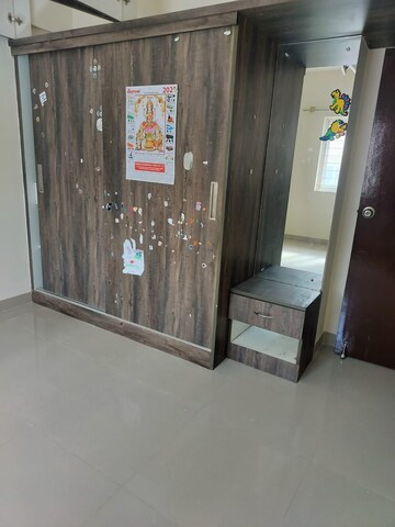 Building Lobby in 3 BHK Apartment at Tirumanahalli – for Rent
