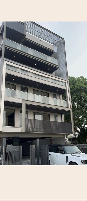 4 BHK Builder Floor – Exterior View View at Sector 65 - for Sale