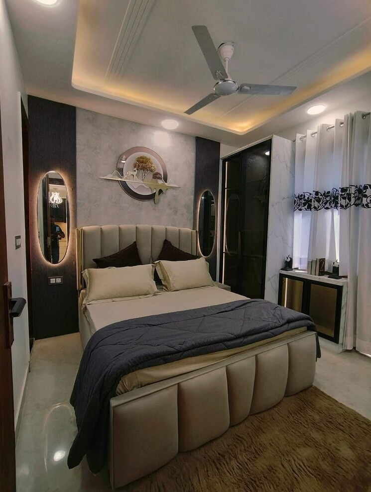 Master Bedroom, uttam nagar west 3 Bedroom 100 Sq.Yd. Builder Floor In Uttam Nagar West Delhi 7892657