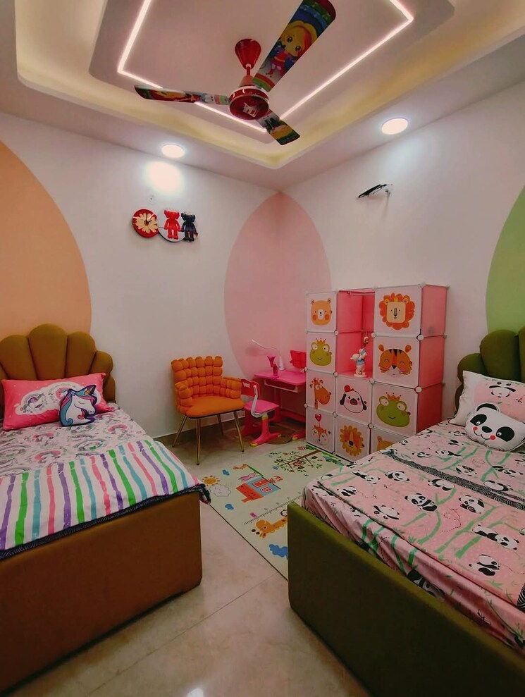 Bedroom, uttam nagar west 3 Bedroom 100 Sq.Yd. Builder Floor In Uttam Nagar West Delhi 7892657