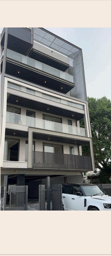 4 BHK Builder Floor – Exterior View View at Sector 65 - for Sale