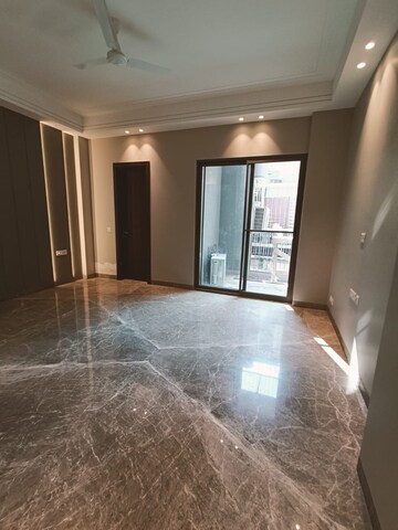 Building Lobby in 3 BHK Builder Floor at Green Park – for Rent