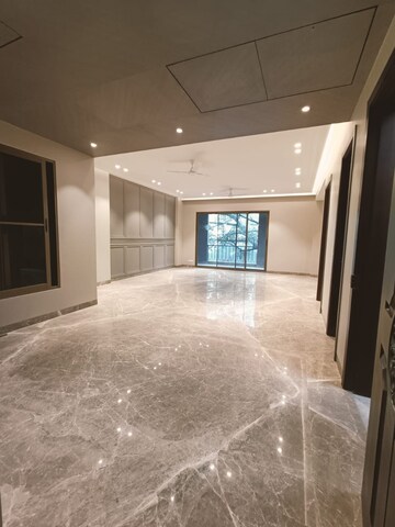 Master Bedroom in 3 BHK Builder Floor at Green Park – for Rent