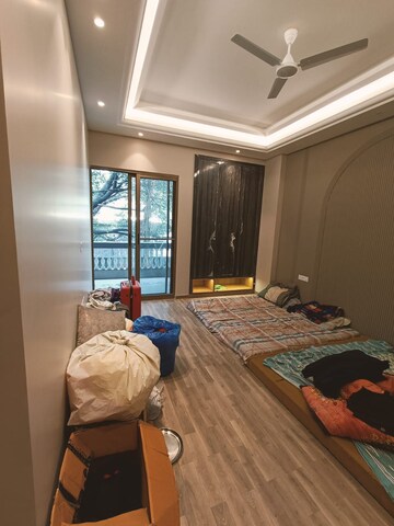 Bedroom in 3 BHK Builder Floor at Green Park – for Rent